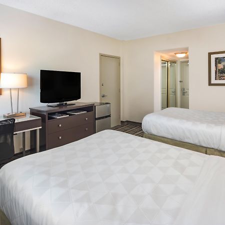 Holiday Inn Hotel Port Of Miami-Downtown By Ihg Esterno foto
